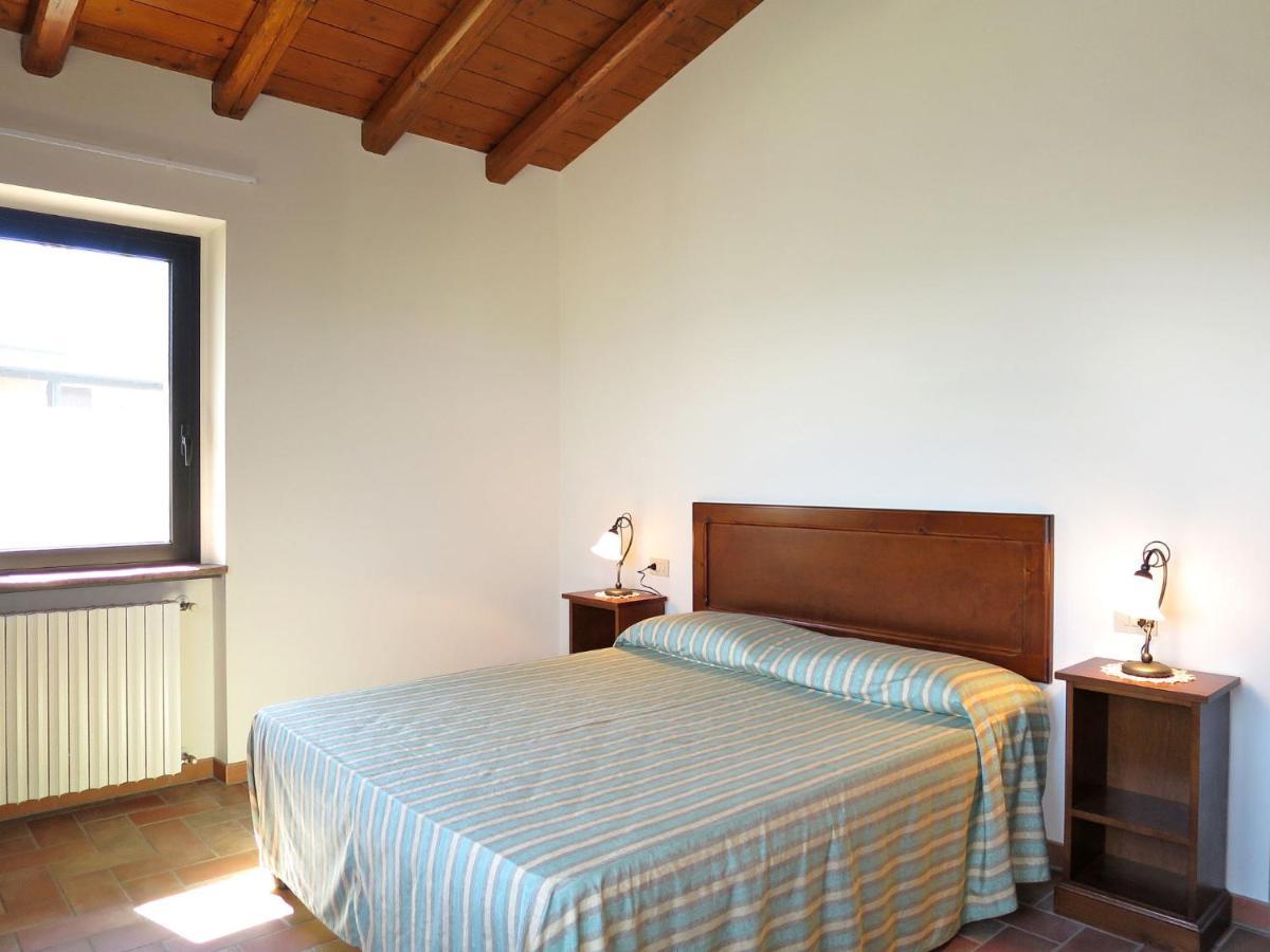 Apartment La Corte Bricca - Bilo C By Interhome Castana  Bagian luar foto